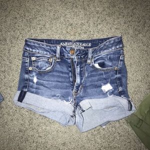 Size 6 American Eagle shorts